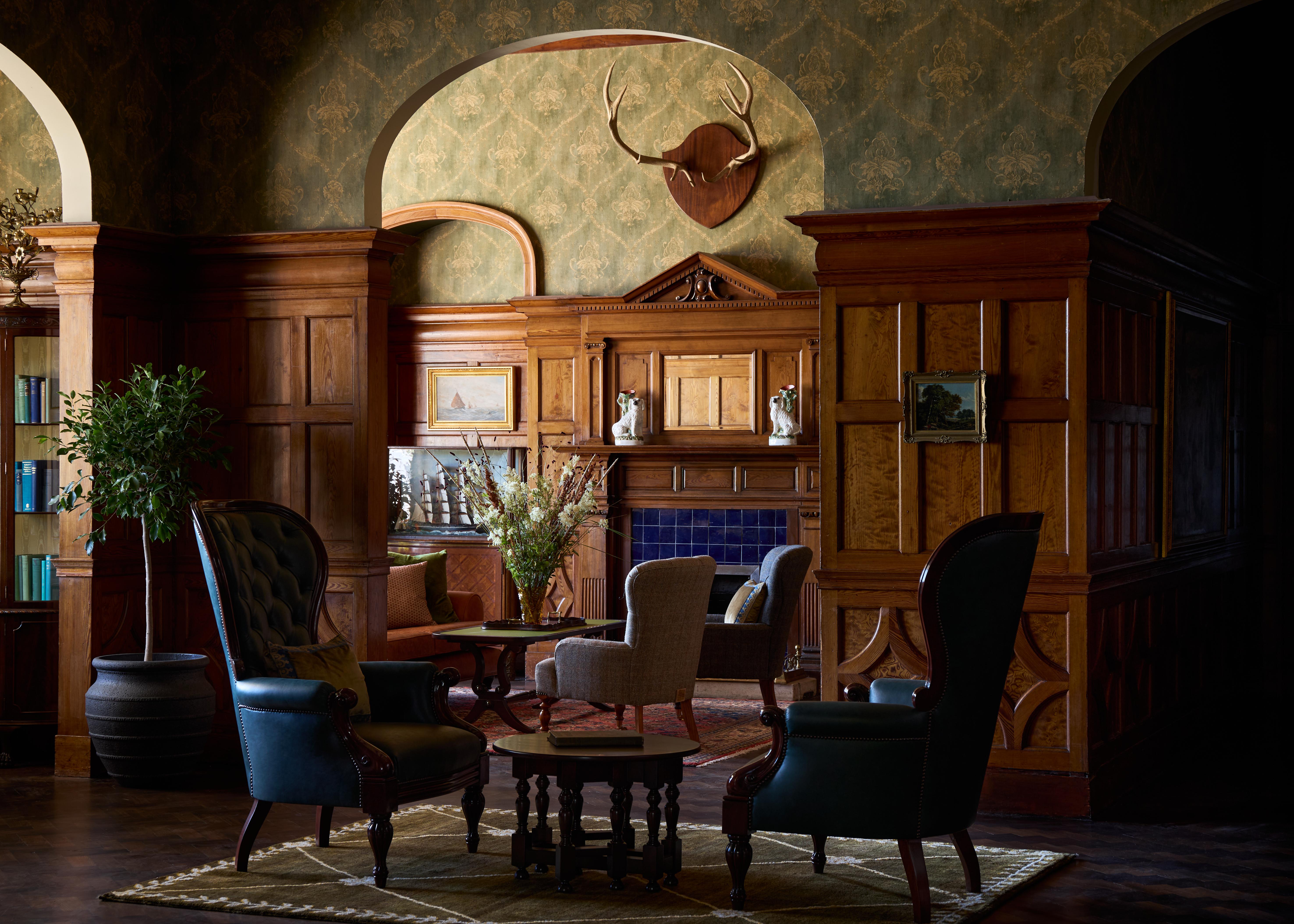 Dornoch Station Hotel Kültér fotó The library at the hotel